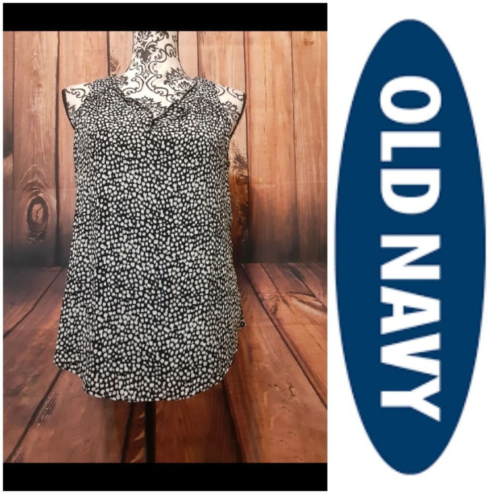 5 for $25 Old Navy Sleeveless  Topq